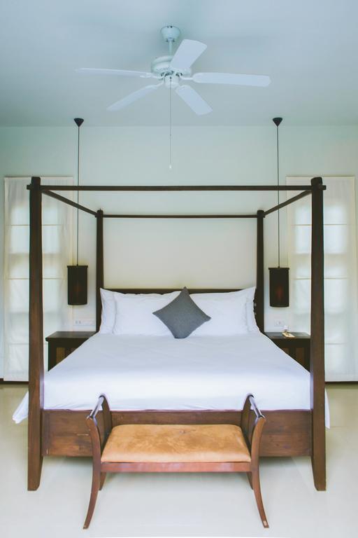 Two Villas Holiday Oriental Style Layan Beach プーケット エクステリア 写真