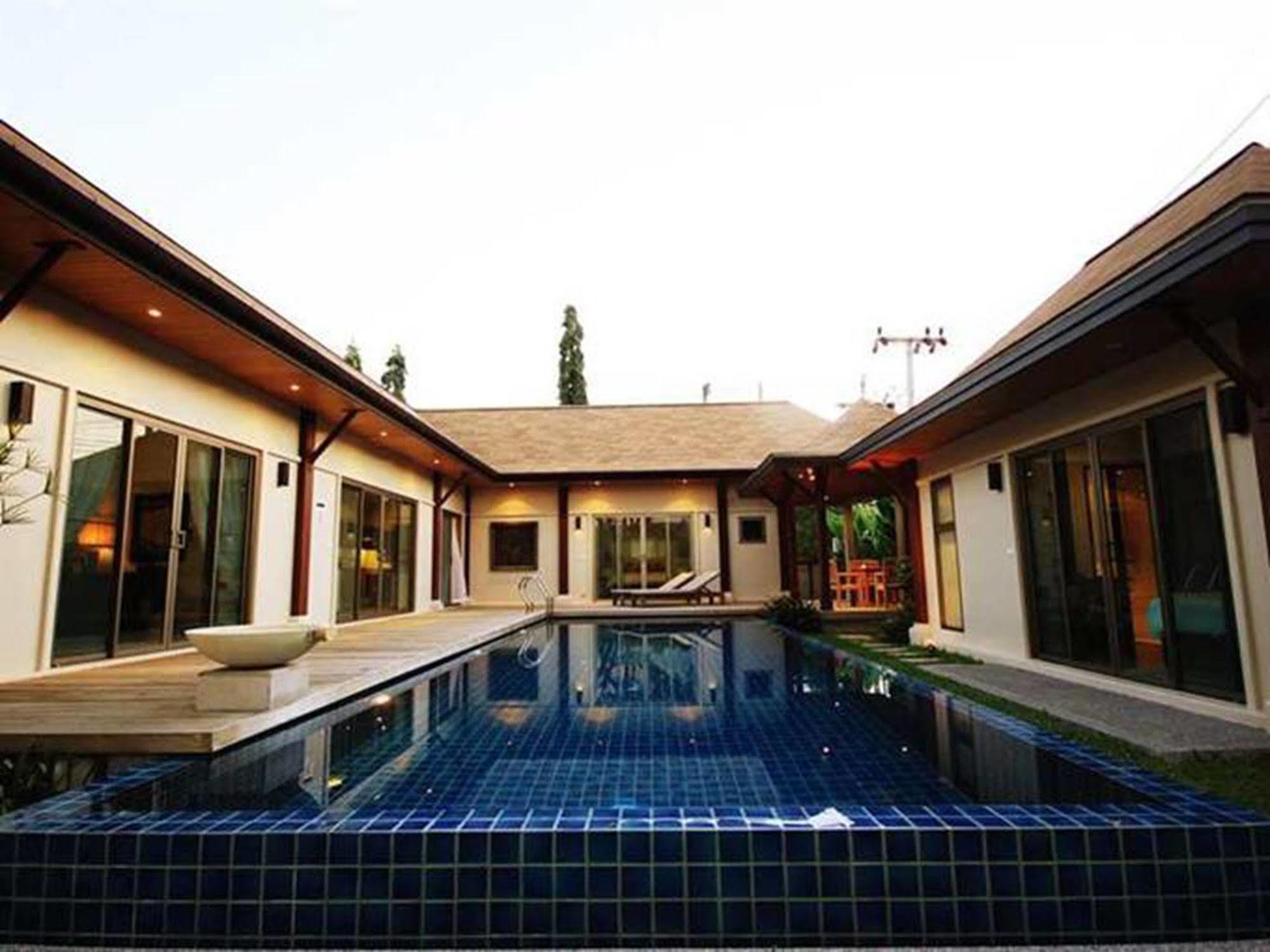 Two Villas Holiday Oriental Style Layan Beach プーケット エクステリア 写真