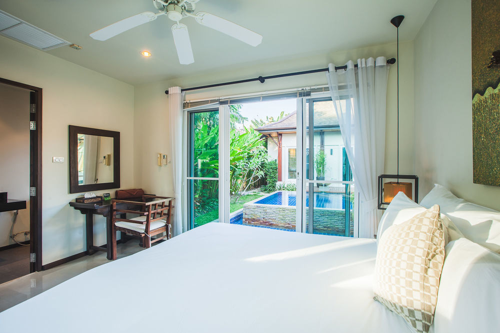 Two Villas Holiday Oriental Style Layan Beach プーケット エクステリア 写真